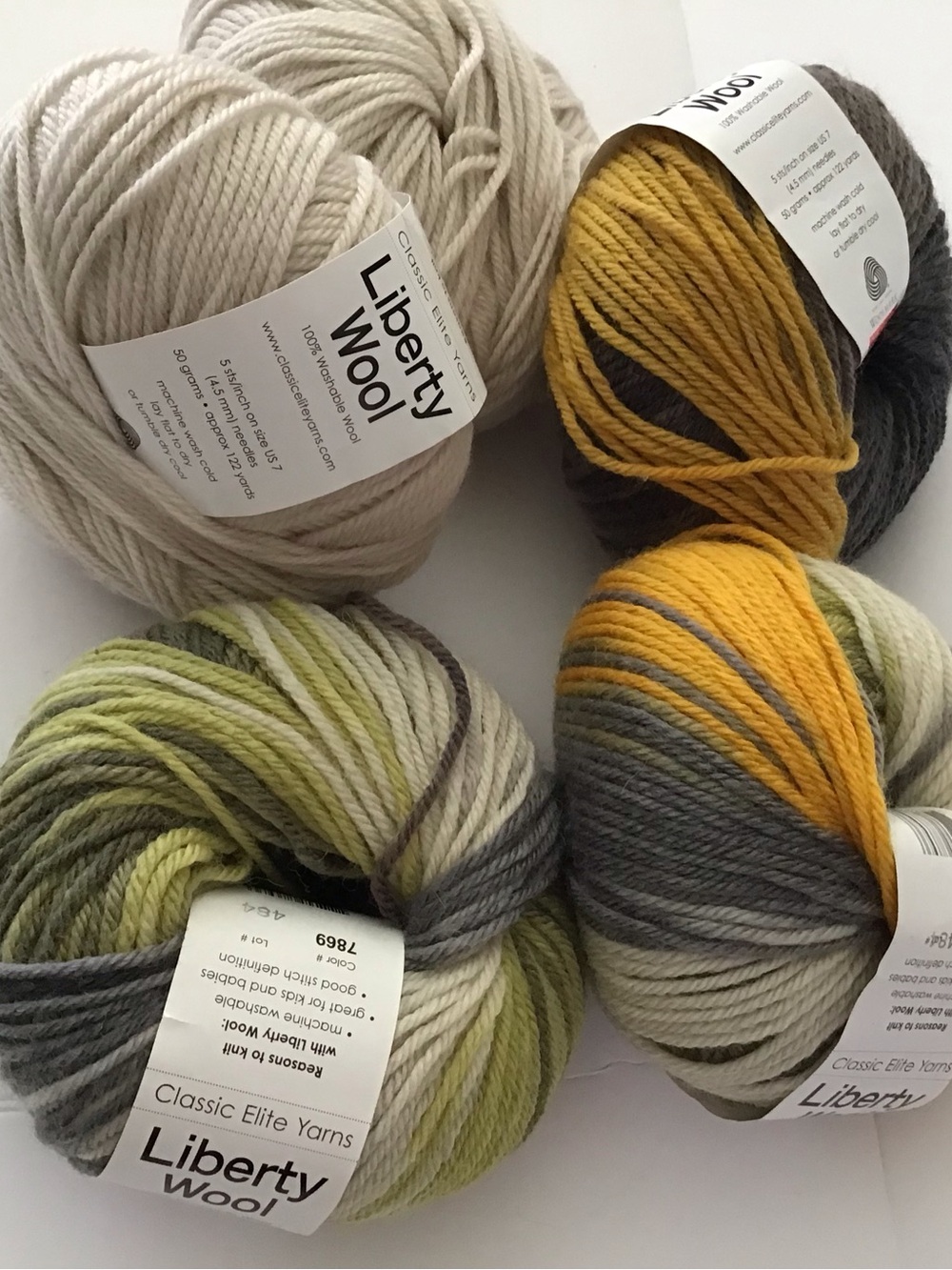 Classic Elite Liberty Wool Yarn - 5 Balls (2 and 3) 100% Washable Wool fr Italy